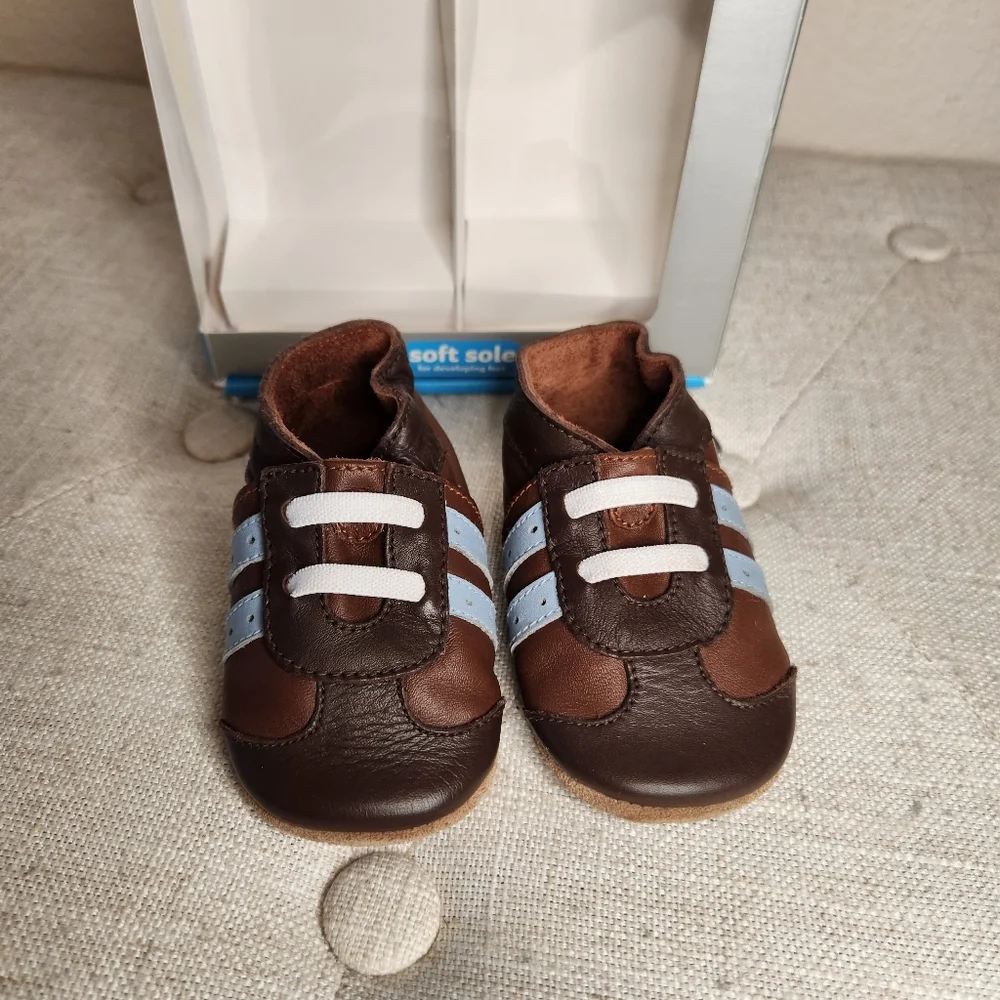 Bobux brown leather moccasins